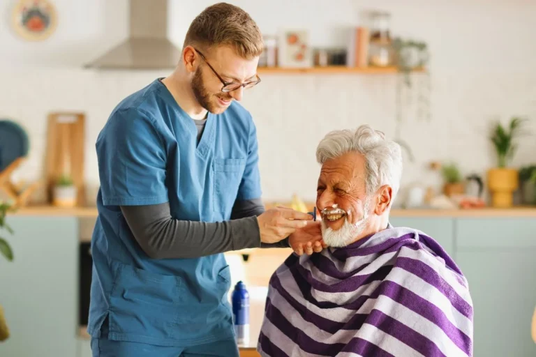 A senior patient receiving home health care post-hospital transition in Central & Southern Florida